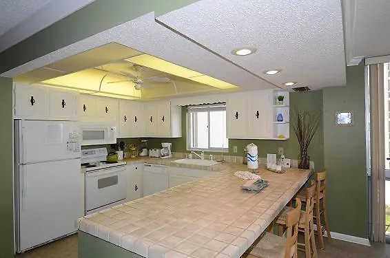 1046 - Perfect Place To Relax Shoreline Towers 1046 Destin 0*,